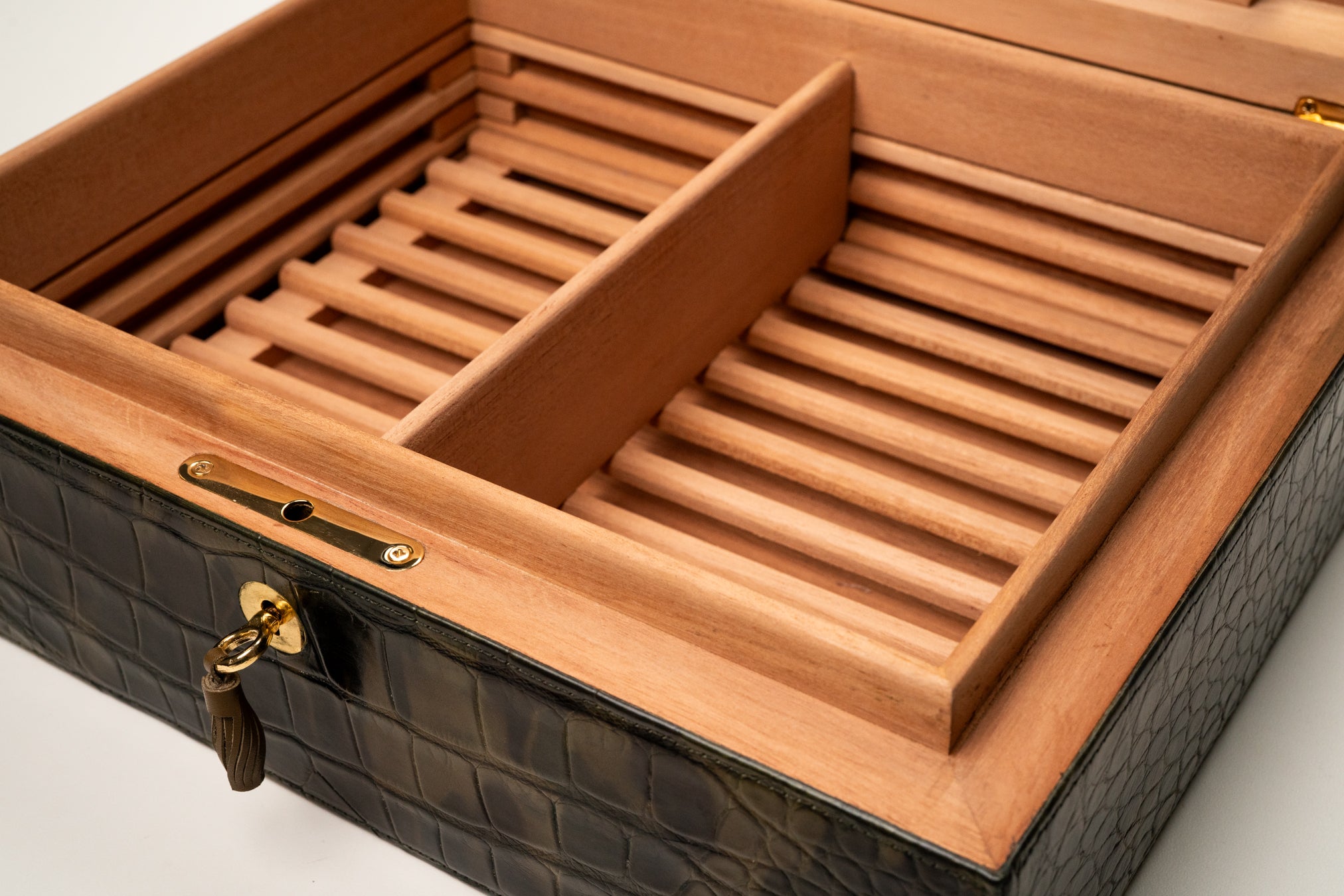 Cedar vs. Everything: Why This One Wood Rules the Cigar World