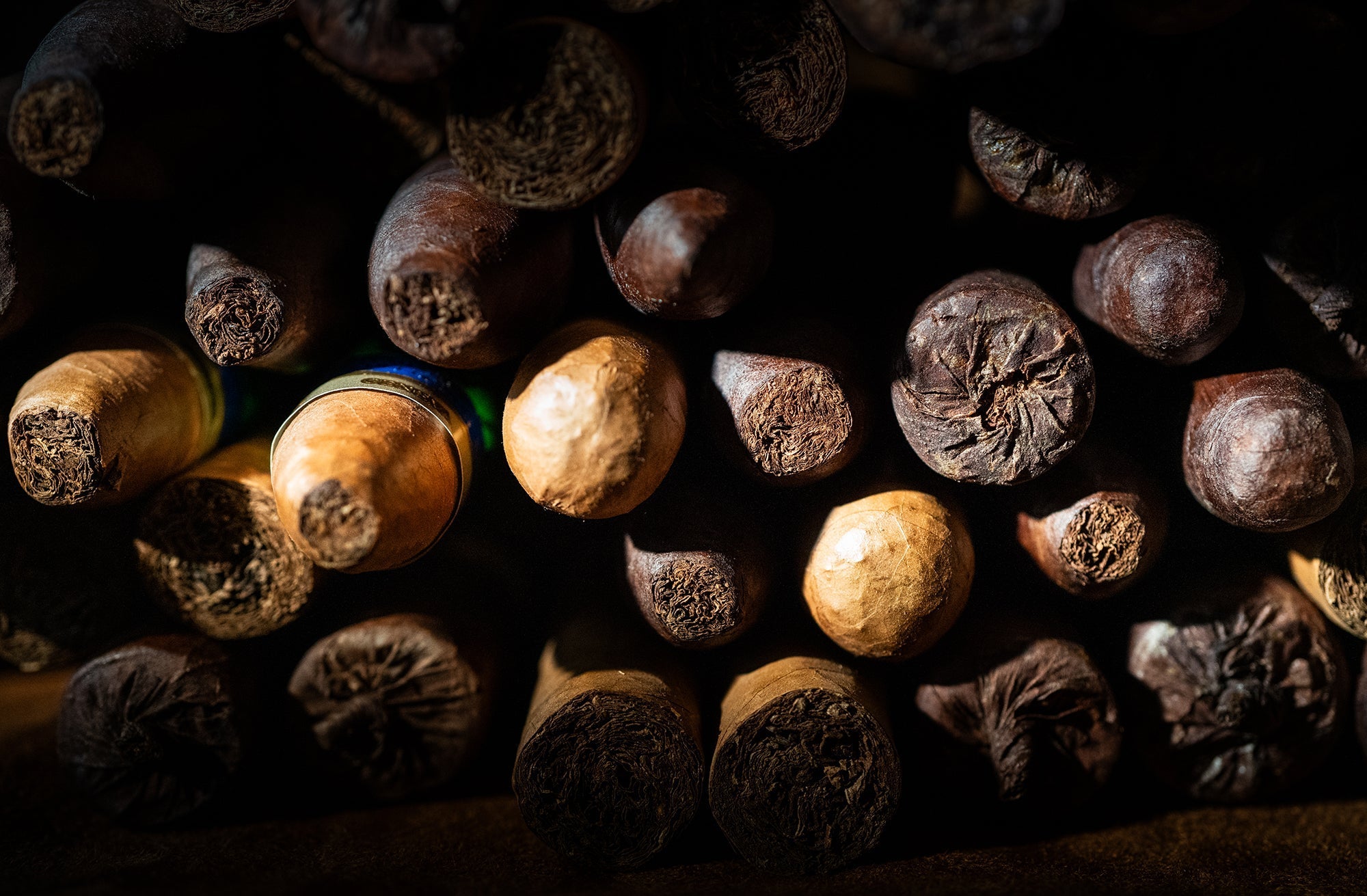 Medium To Full Cigars