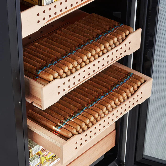 wooden humidor with large capacity