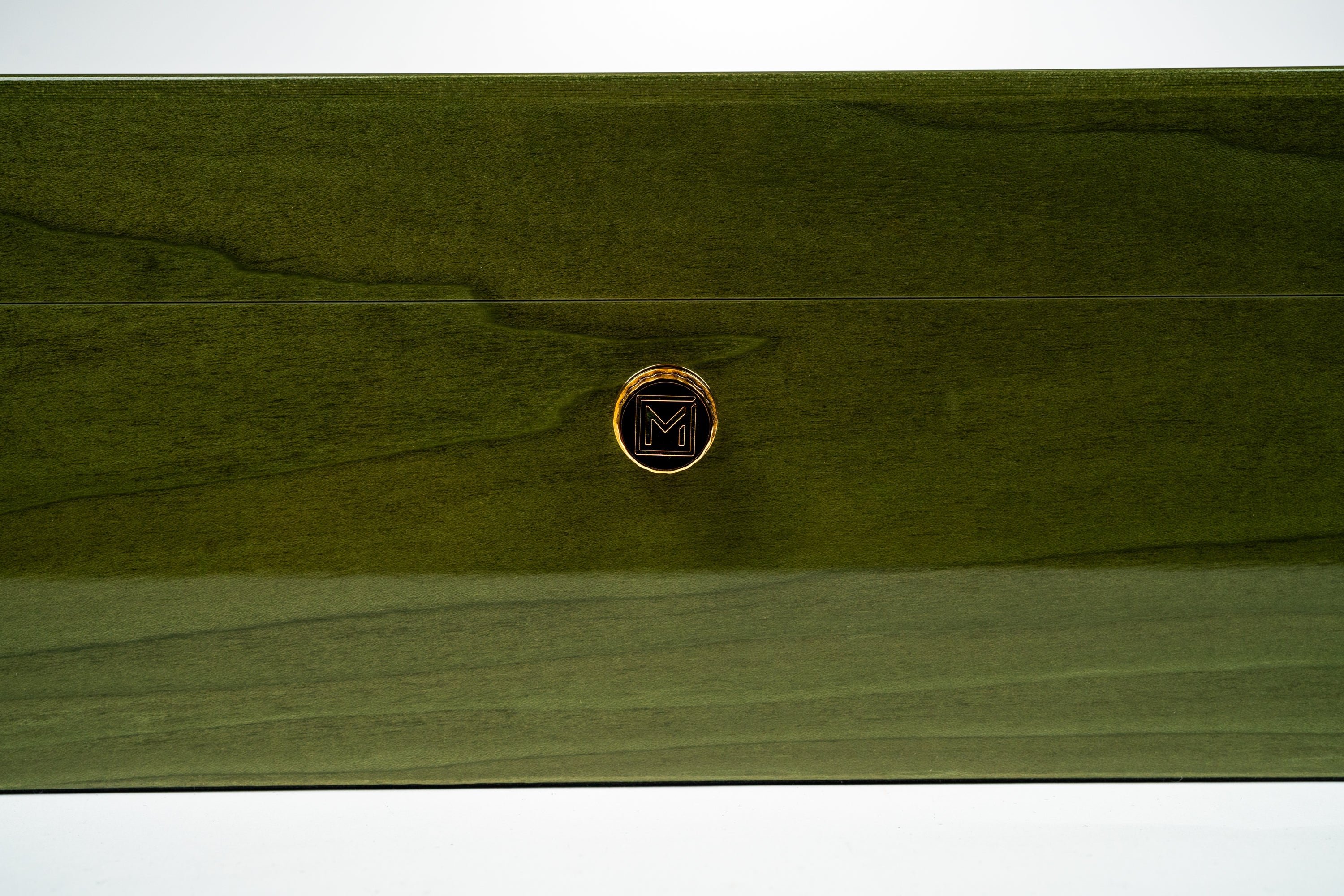 Maccarrone® World Map Camouflage Humidor front with M gold button on the front