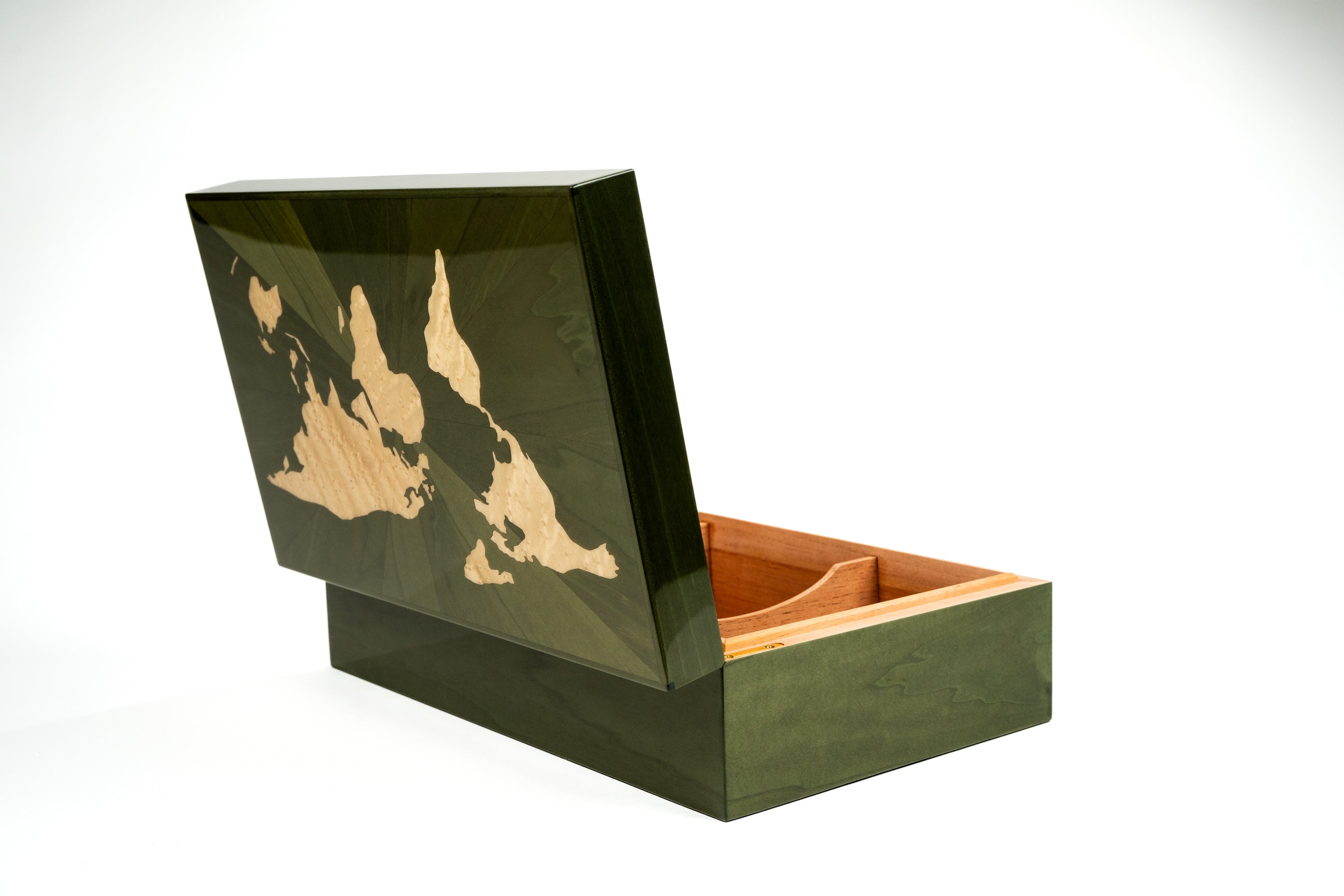 open Maccarrone® World Map Camouflage Humidor from the side