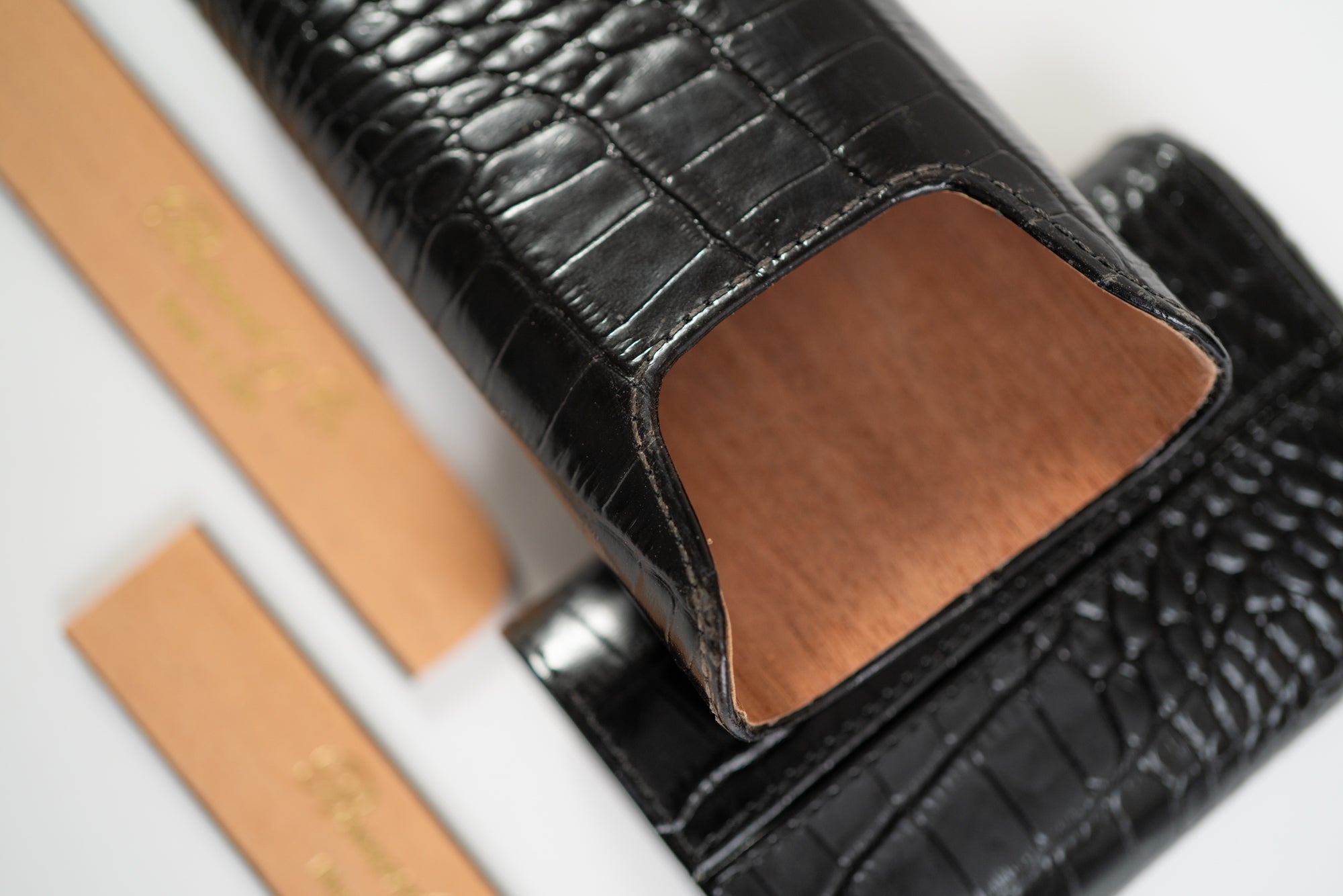 Brizard and Co. - The "Show Band" 3 Cigar Case - Croco Black