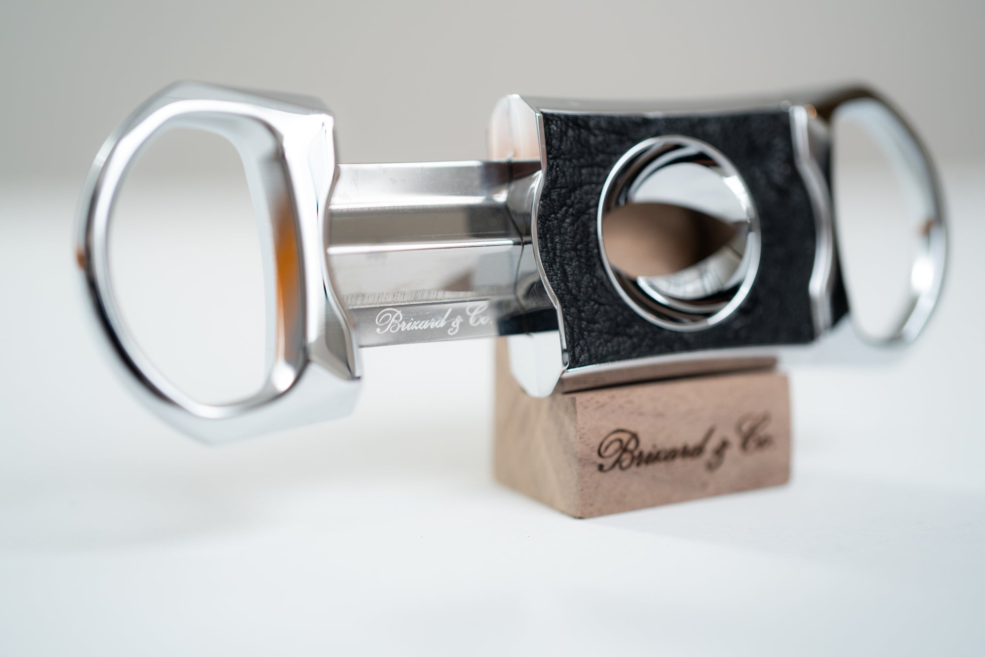 Brizard and Co. - The "V" Cutter - Ostrich Black