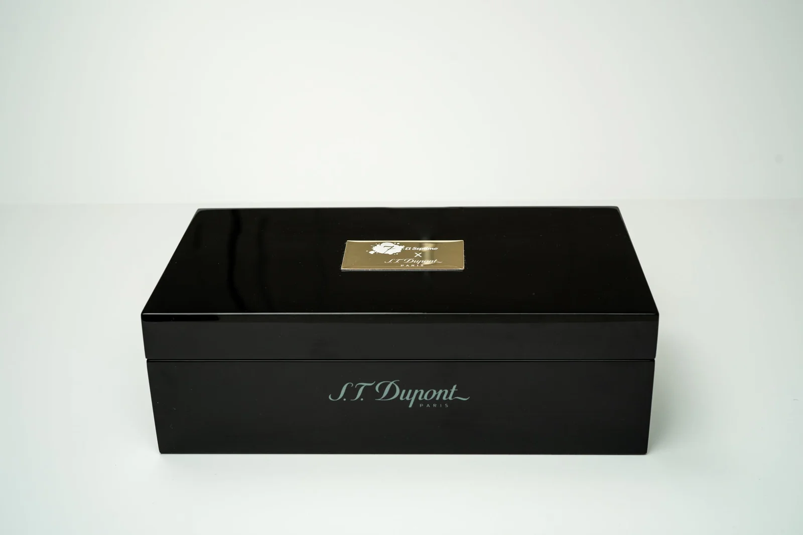 Luxury black and gold box for X ST Dupont Van Gogh Rollerball Pen