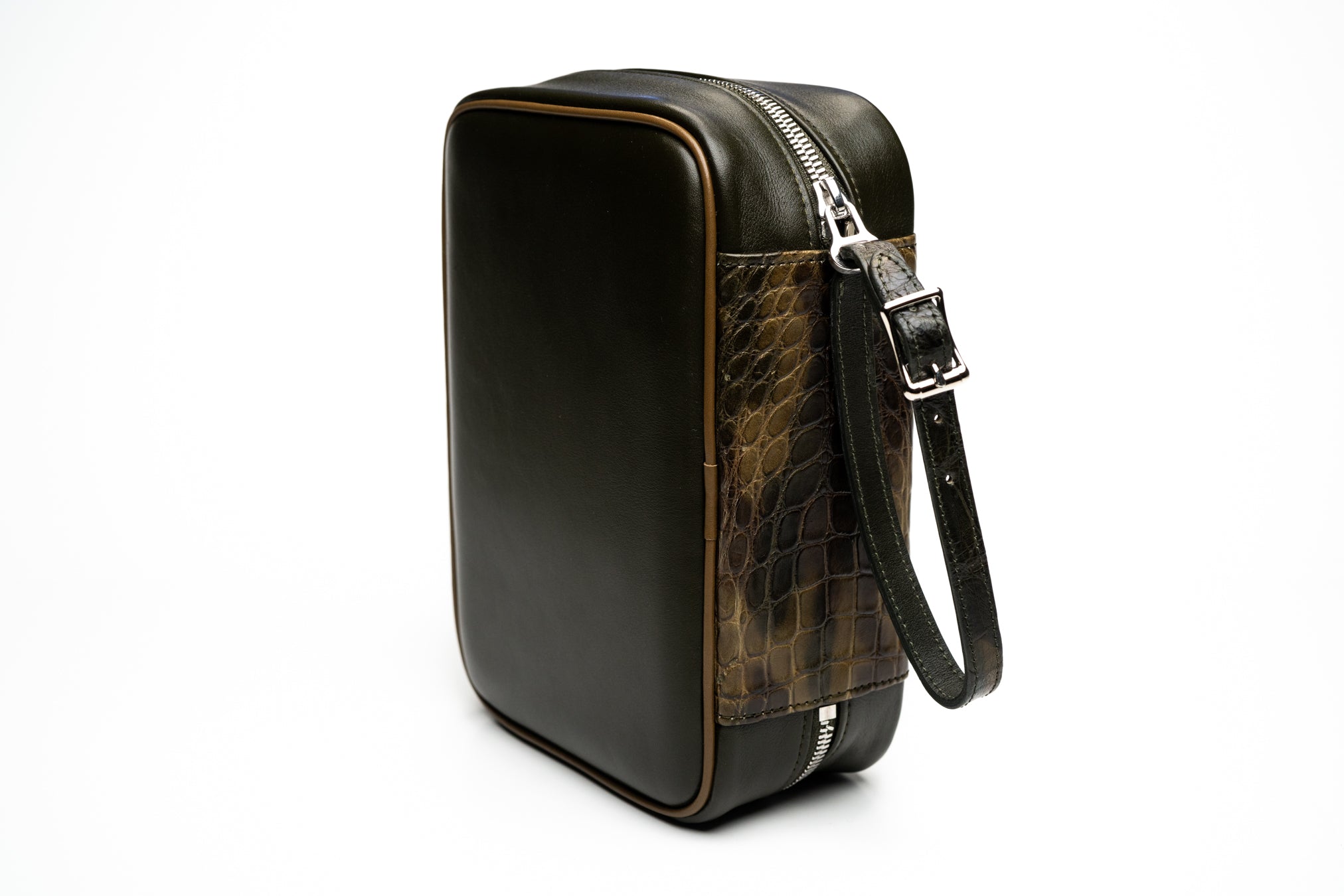 Brizard and Co. - Humidor and Havana Traveler - Genuine Alligator Skin Collection