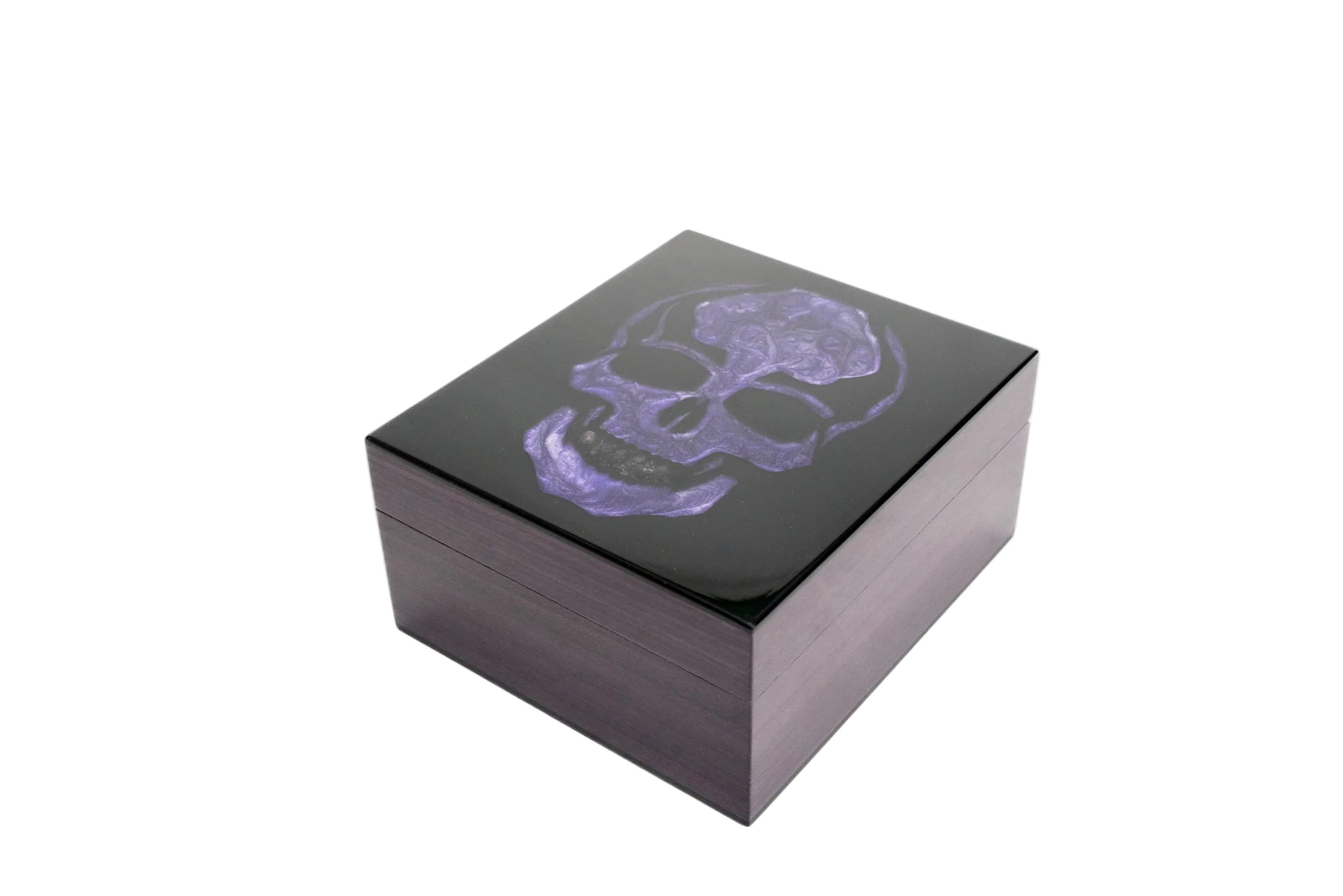 Maccarrone Skull Resin 40 Count Limited Edition Humidor