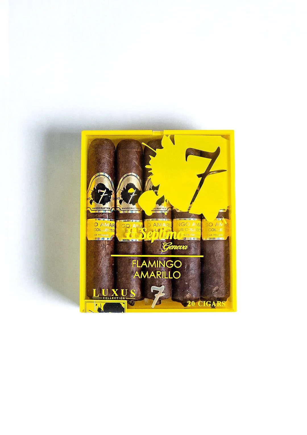 Box of El Septimo Flamingo Amarillo cigars with a yellow label on a white background