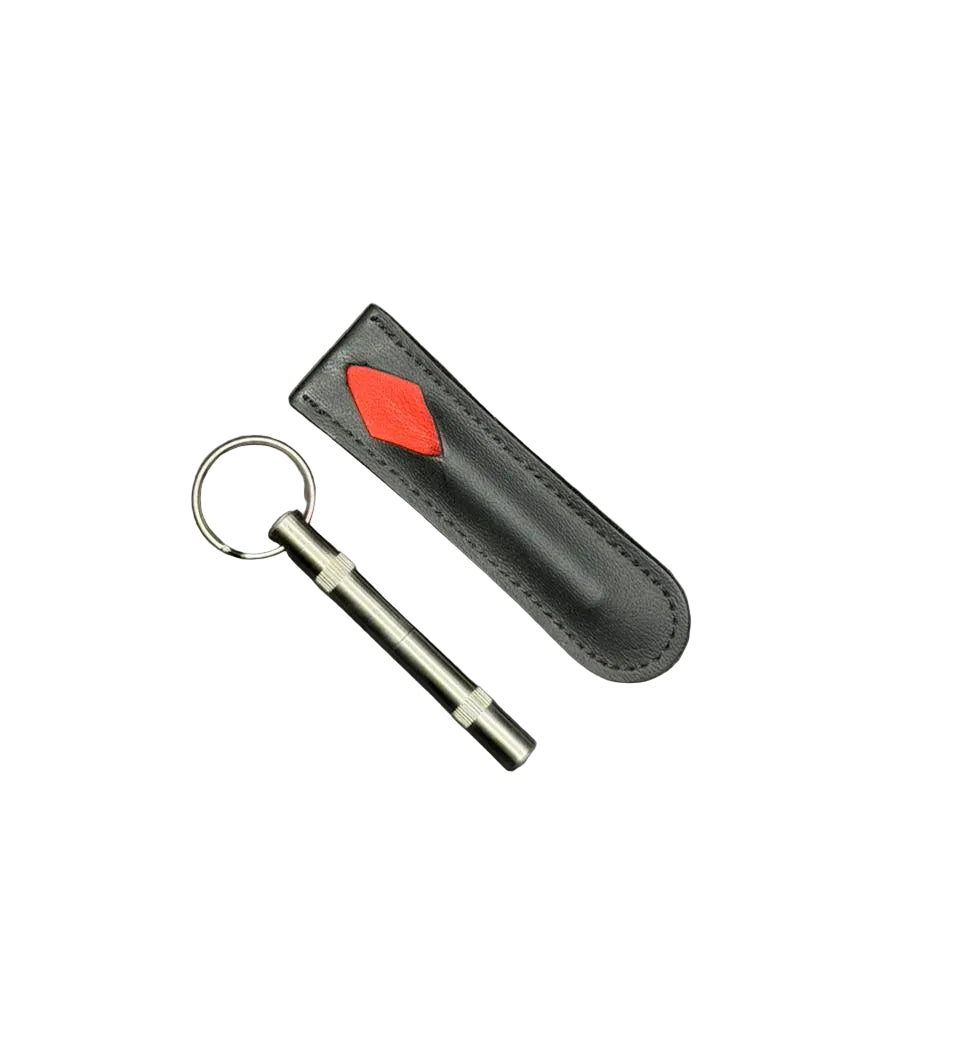 Brizard & Co – Trilogy “Spear” Cutter – Racing Black & Red Collection