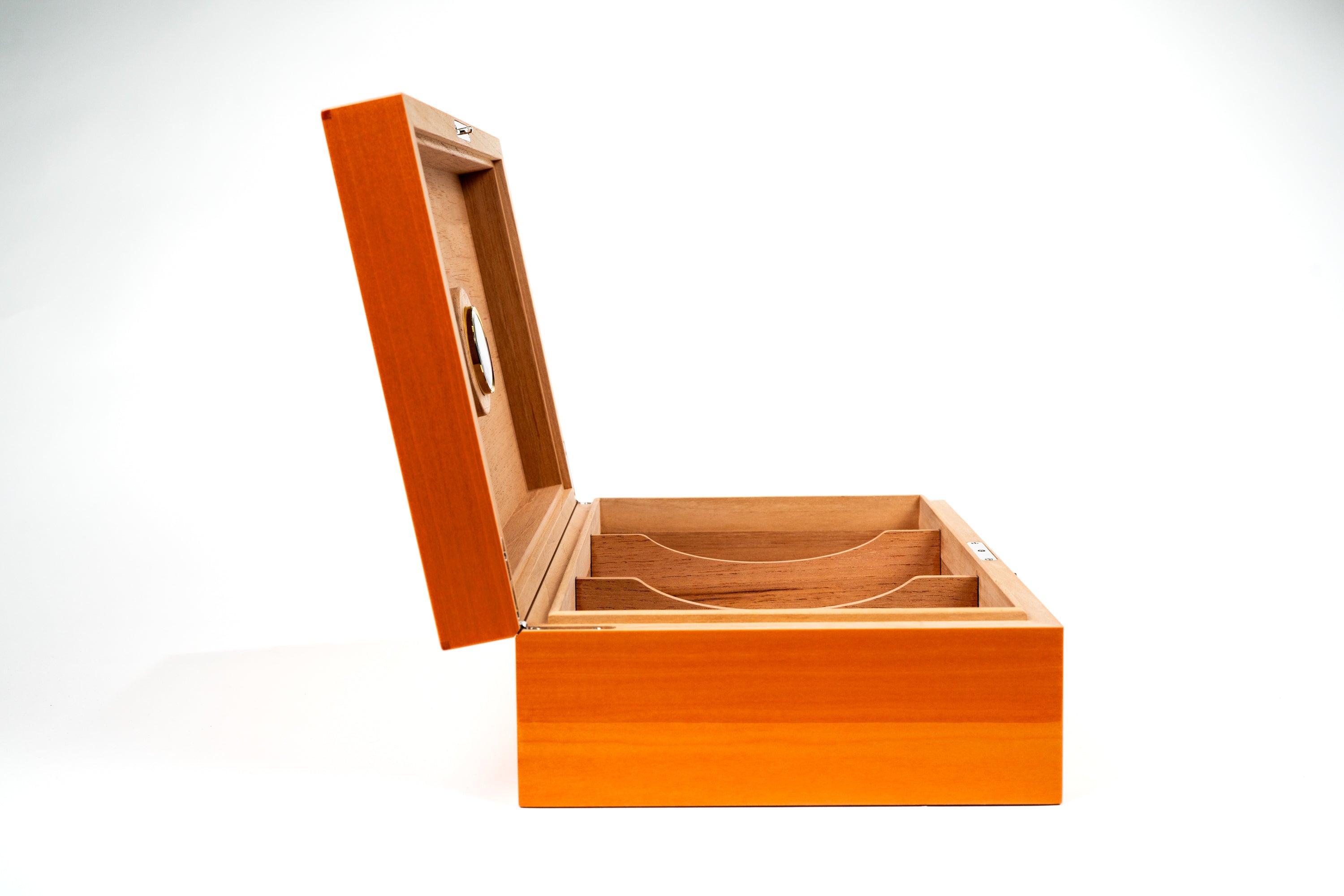 side view Maccarrone World Map Colors Humidor